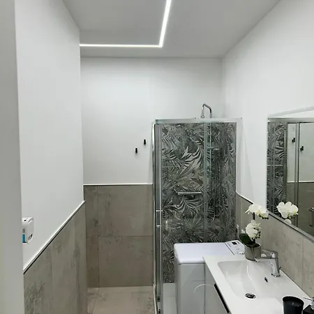 Casa Ari Ντεζεντσάνο ντελ Γκάρντα
